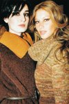 2000 - Oscar de La Renta FW backstage (2000) 2000 - Oscar de La Renta FW backstage (2000)