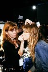 2000 - Oscar de La Renta SS 2001 backstage (2000) 2000 - Oscar de La Renta SS 2001 backstage (2000)
