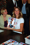 2001 12 11 - Fashion for America promoting Vogue magazine in NYC (2001) 2001 12 11 - Fashion for America promoting Vogue magazine in NYC (2001)