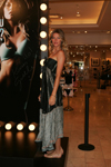 2005 08 01 - Victoria's Secret new IPEX Demi Bra in Los Angeles (2005) 2005 08 01 - Victoria's Secret new IPEX Demi Bra in Los Angeles (2005)